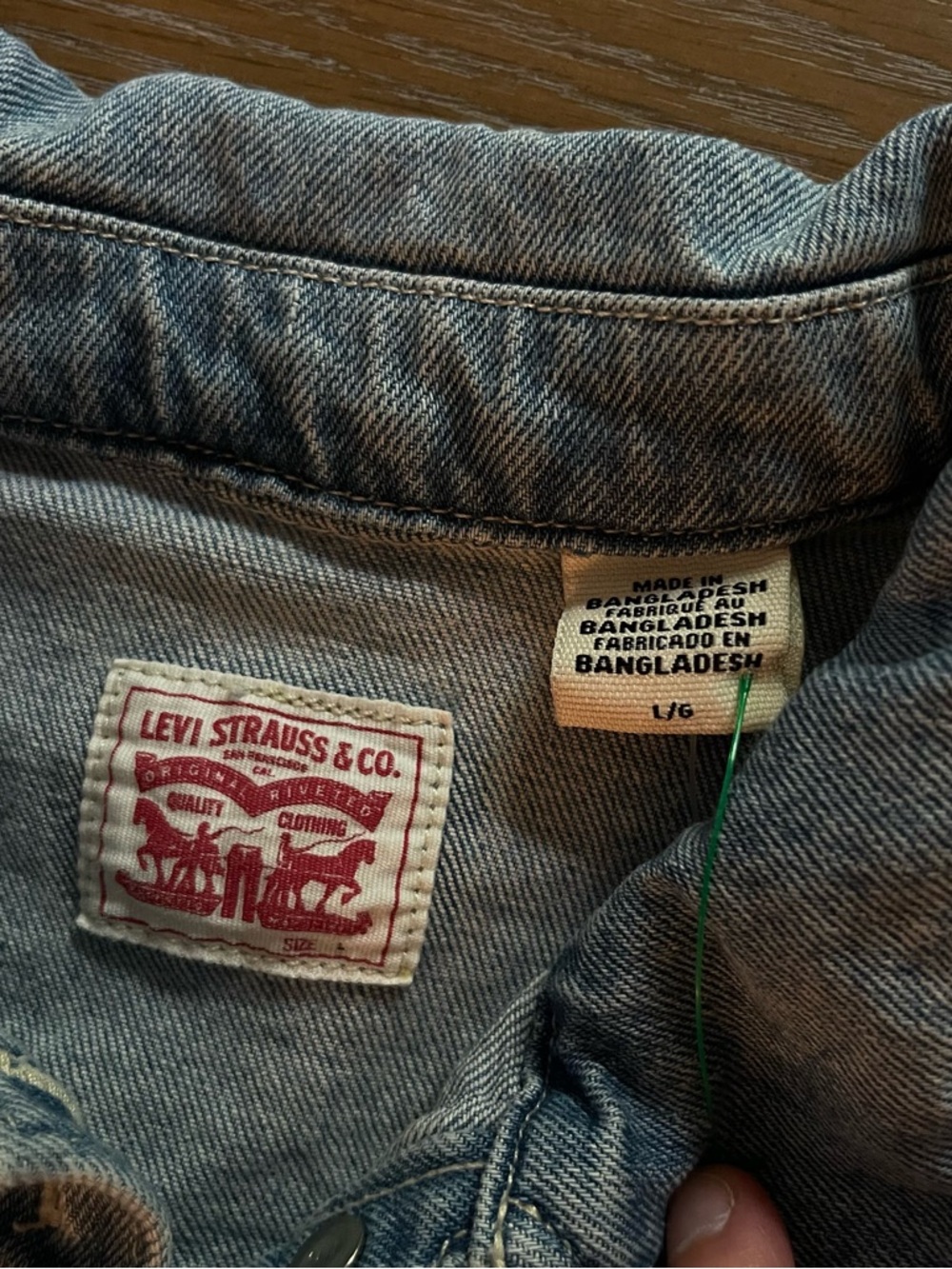 Levi's Light Blue Denim dress with Red Logo Patch - Picture 2 of 2